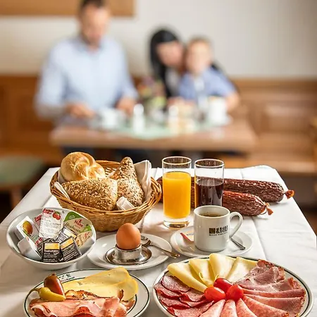 Weinbauer Hofkirchen im Traunkreis